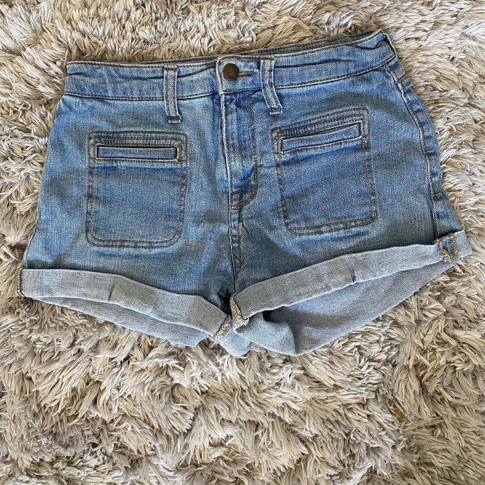 Cute short shorts